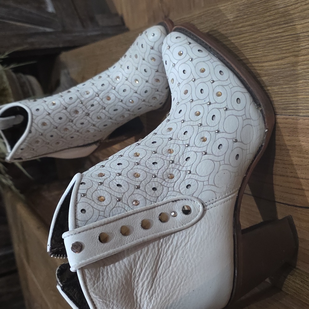 NIB Cuadra Ankle Boots 3f65rs